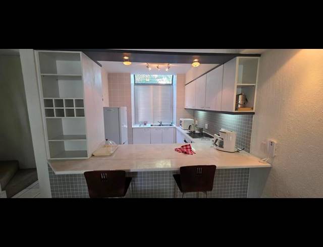 2 BEDROOM PROPERTY TO RENT IN LYME PARK